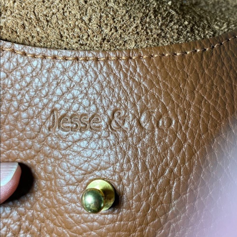 cell Phone Crossbody Bag Brown Pebbled Leather Stud Jesse & Co LN - Picture 7 of 7